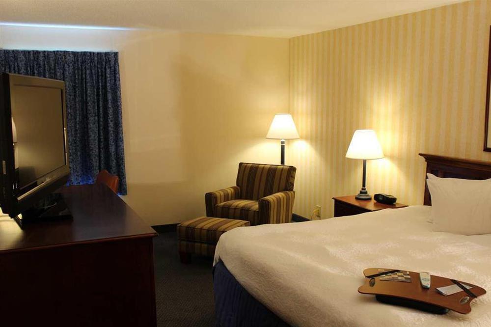 Hotel Hampton East - Electric Road 3*