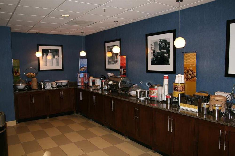 Hampton East - Electric Road Hotel Salem